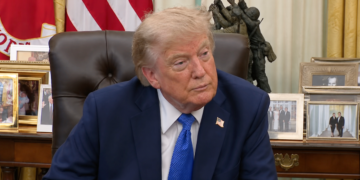 Trump Fights Dems With $800M Care Package to Boost GOP Midterm Wins