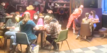 ‘You’re Not Even Slightly Prepared for How Insane This Story is’: Lesbian Bar Nearly Bullied Out of Town After Lifting Mask Mandate for Just One Night a Week in Most Perfect Example of ‘Go Woke, Go Broke’ Ever