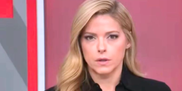 Melodramatic CNN Hosts Visibly Disturbed After Dem Darling Has Home Raided